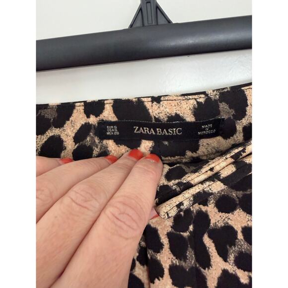 Zara Cropped Leopard Print Cropped Matchstick Pants Small - Picture 5 of 5